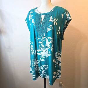 Danielrainn Cap Sleeve Tunic Top Turquoise Crochet Neckline & Back Plus Size 2X